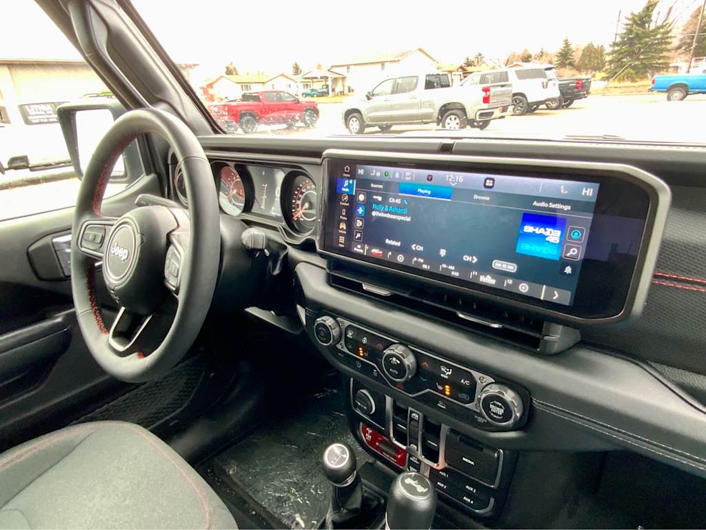 Thumbnail: 2024 Jeep Wrangler - 42