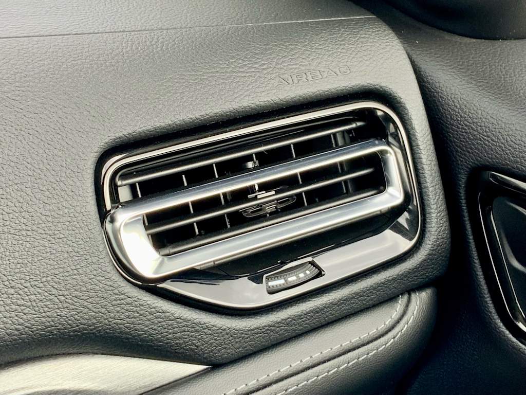 Thumbnail: 2022 Dodge Durango - 47