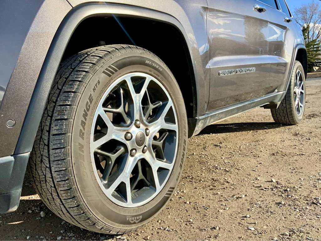 Thumbnail: 2021 Jeep Grand Cherokee - 8