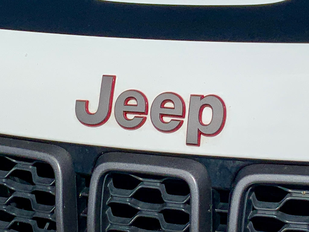 Thumbnail: 2021 Jeep Grand Cherokee - 7