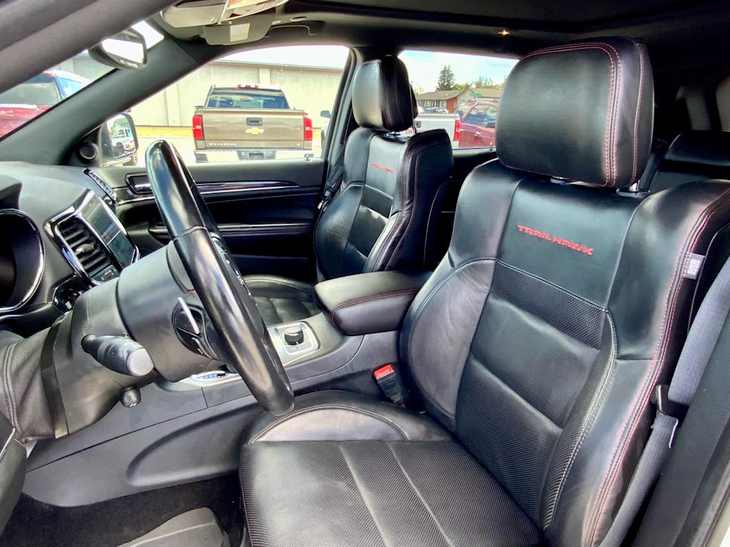 Thumbnail: 2021 Jeep Grand Cherokee - 10