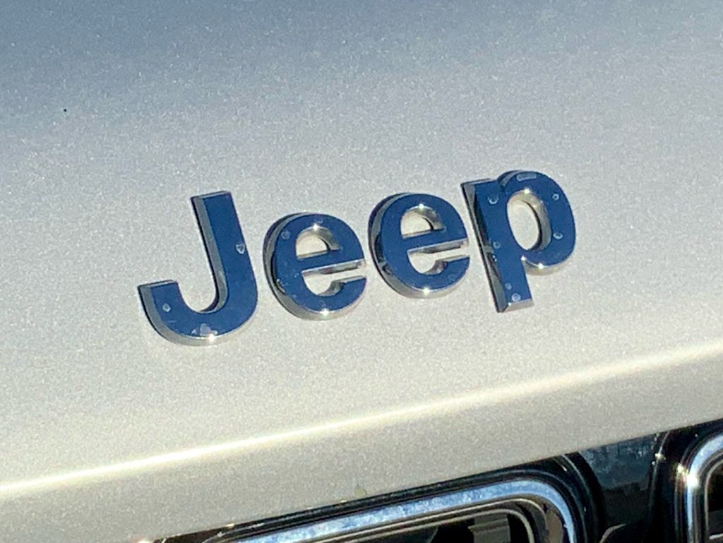 Thumbnail: 2023 Jeep Grand Cherokee - 7