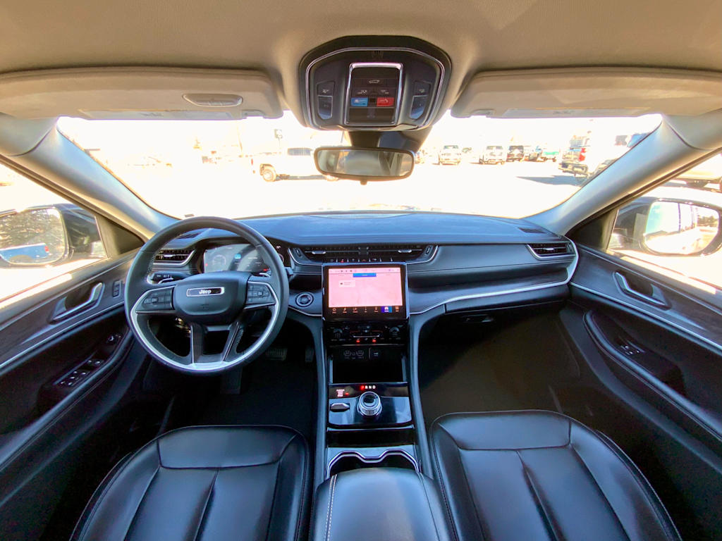 Thumbnail: 2023 Jeep Grand Cherokee - 2