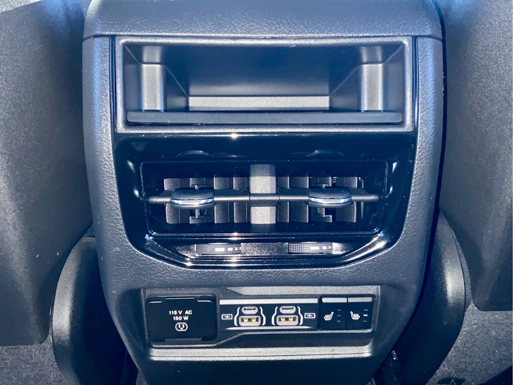 Thumbnail: 2023 Jeep Grand Cherokee - 50