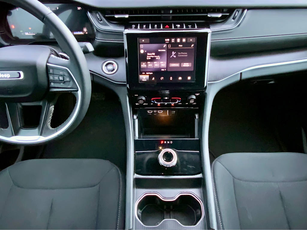 Thumbnail: 2023 Jeep Grand Cherokee L - 45