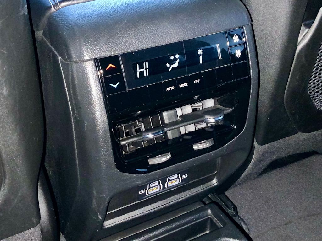 Thumbnail: 2023 Jeep Grand Cherokee L - 50