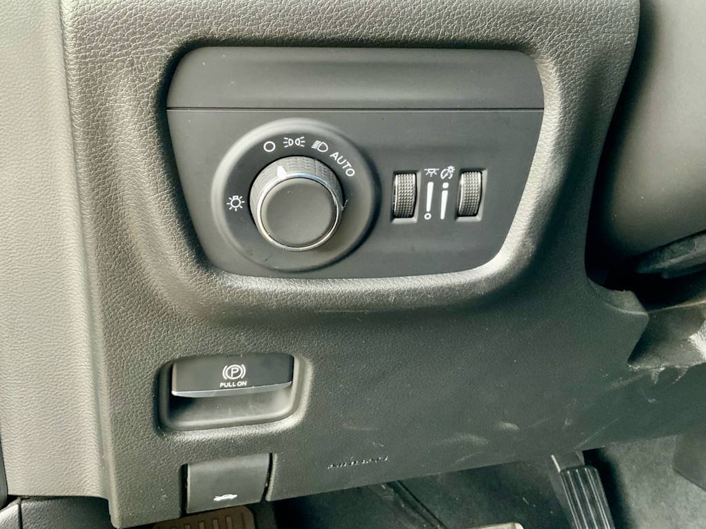 Thumbnail: 2024 Jeep Grand Cherokee L - 53