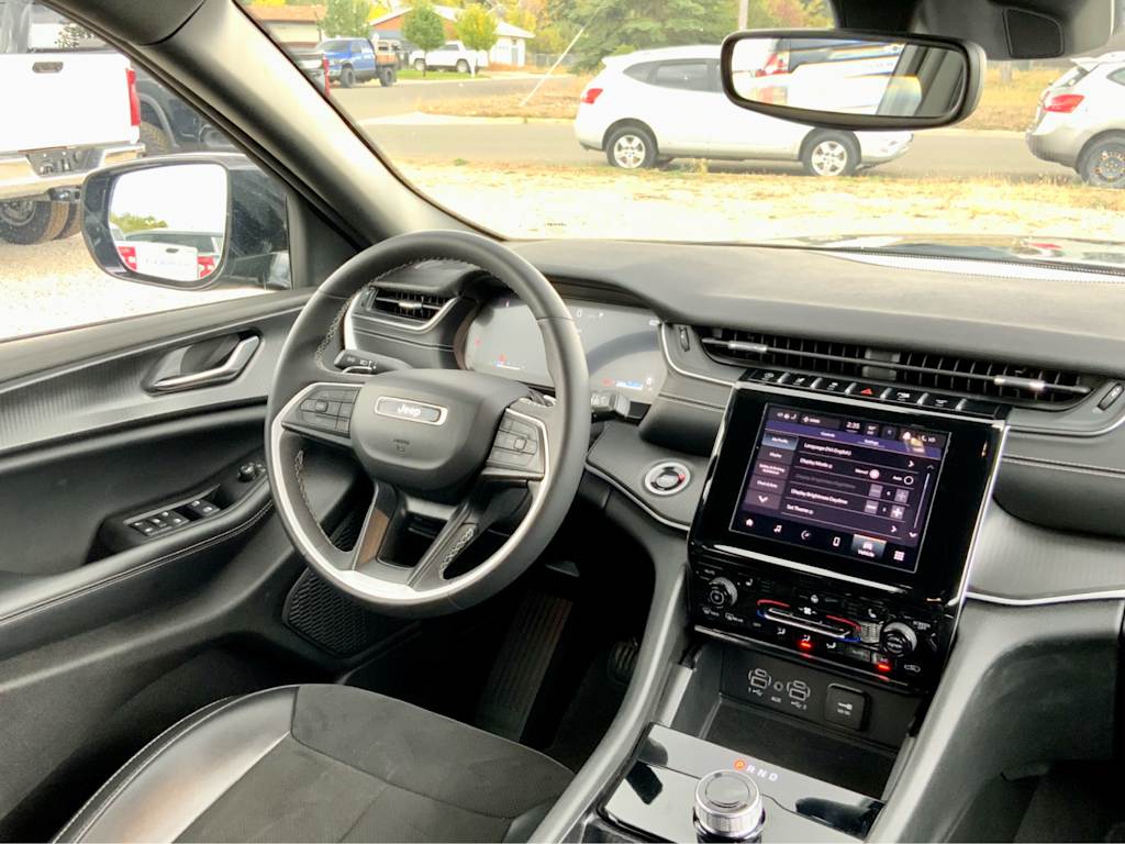 Thumbnail: 2024 Jeep Grand Cherokee L - 43