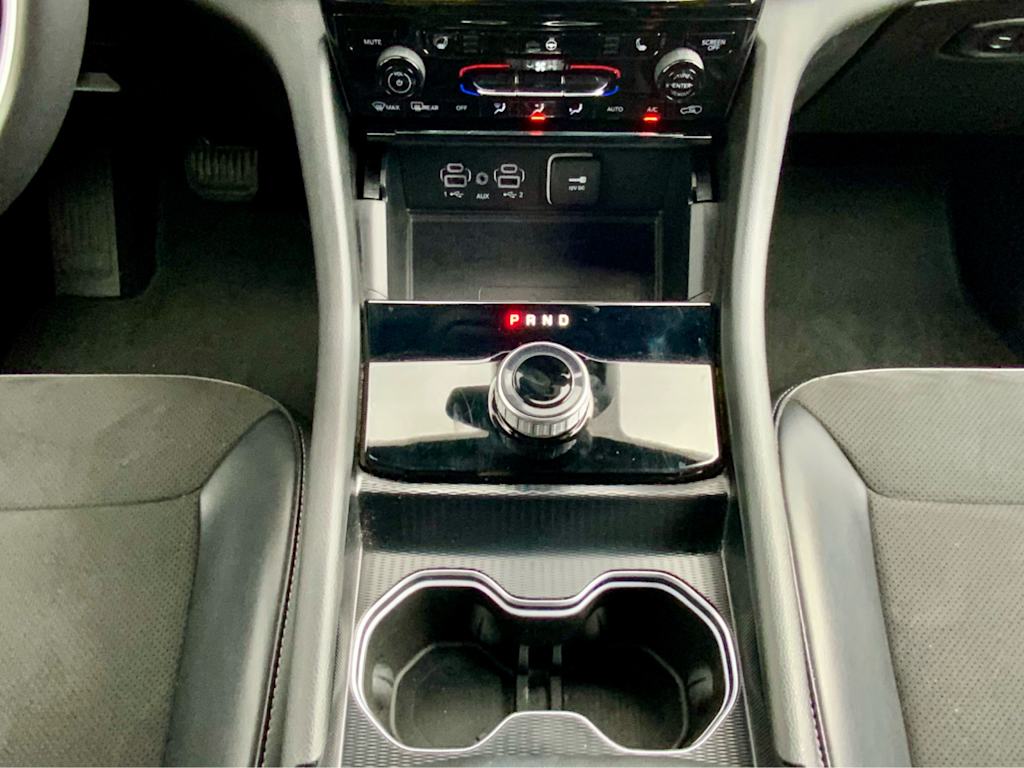 Thumbnail: 2024 Jeep Grand Cherokee L - 16