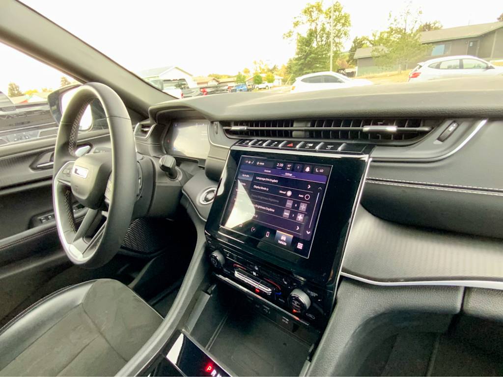 Thumbnail: 2024 Jeep Grand Cherokee L - 48