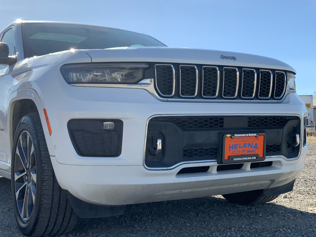 2023 Jeep Grand Cherokee L Overland 24