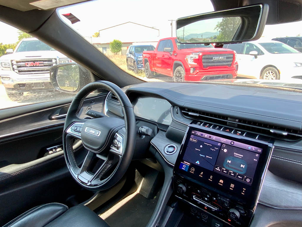 Thumbnail: 2024 Jeep Grand Cherokee L - 9