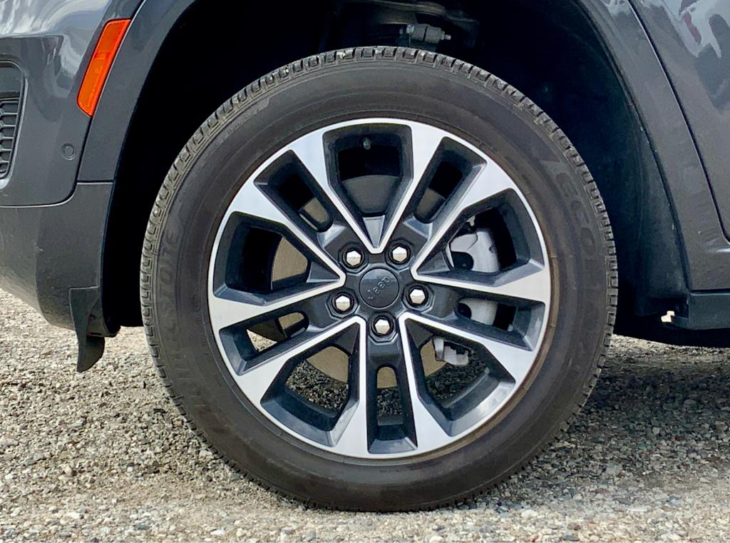 Thumbnail: 2023 Jeep Grand Cherokee L - 25