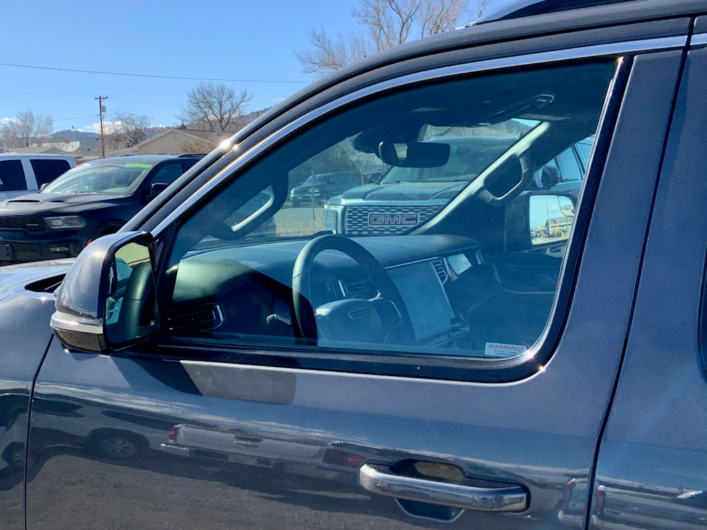 Thumbnail: 2022 Jeep Wagoneer - 21