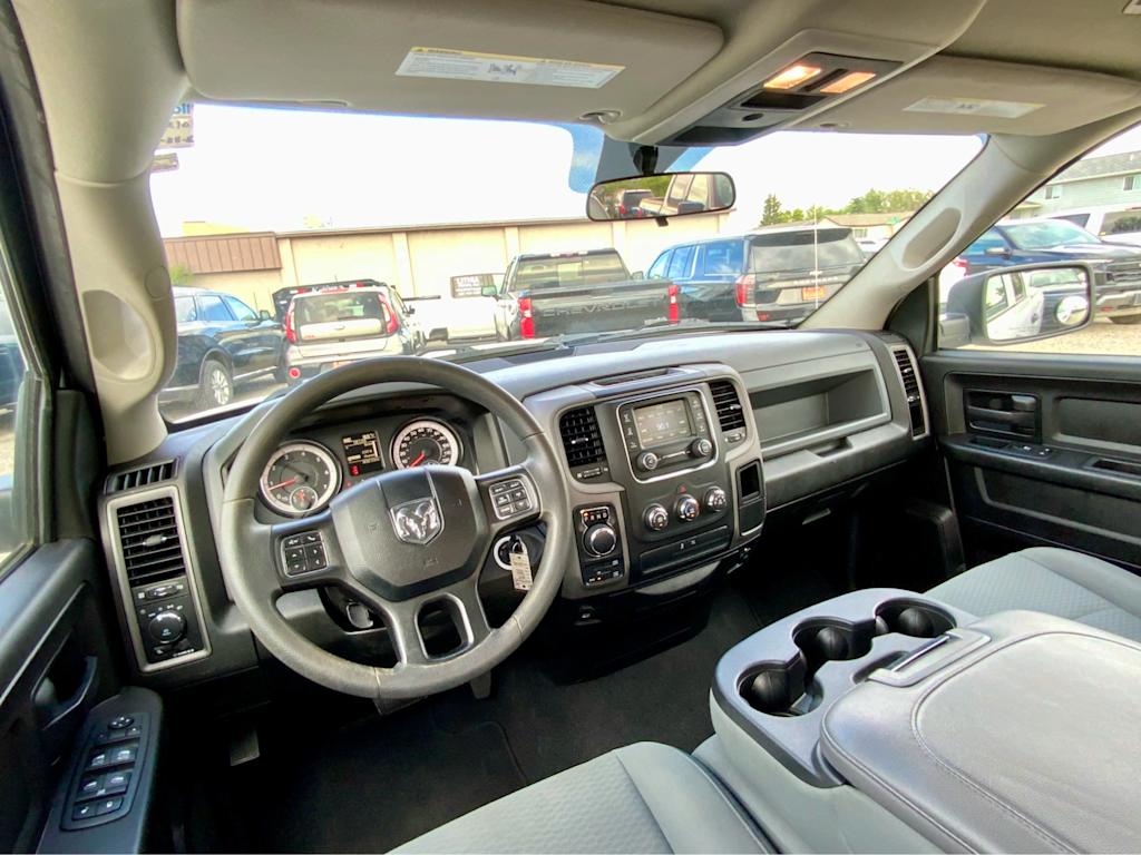 Thumbnail: 2019 RAM 1500 - 9