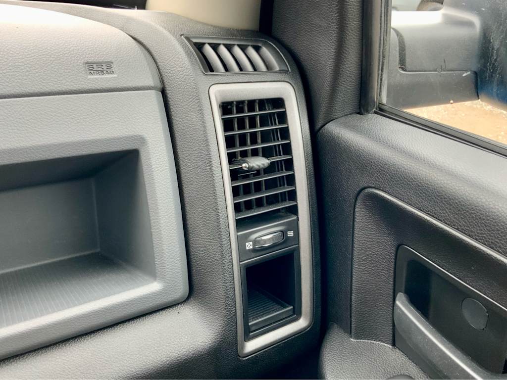 Thumbnail: 2019 RAM 1500 - 33