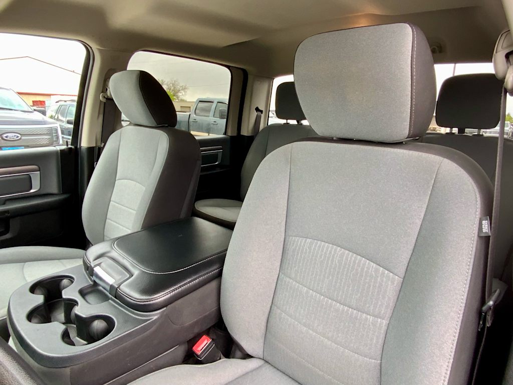 Thumbnail: 2023 RAM 1500 - 33