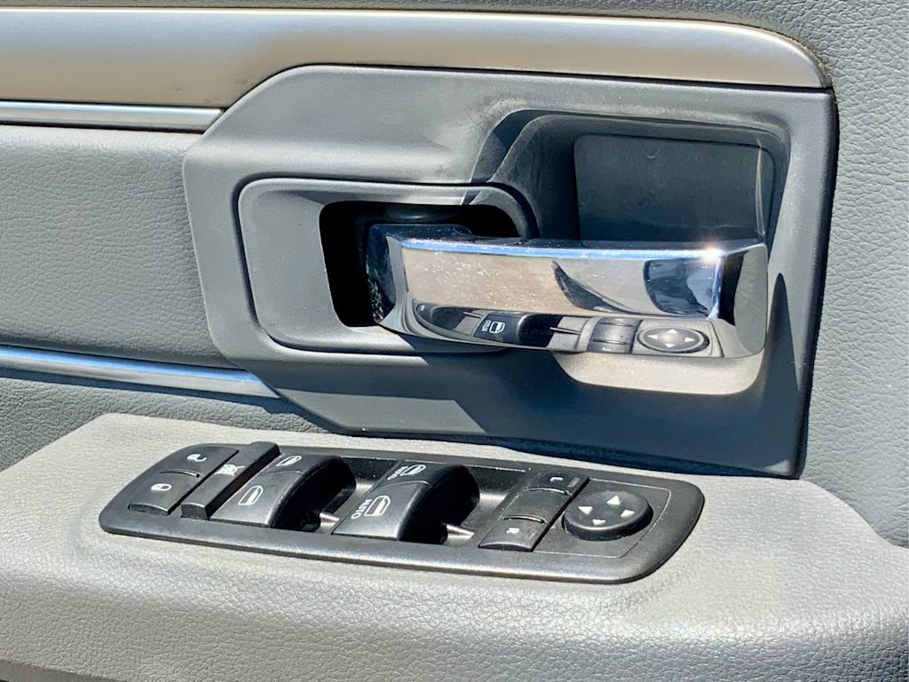 Thumbnail: 2019 RAM 1500 - 39