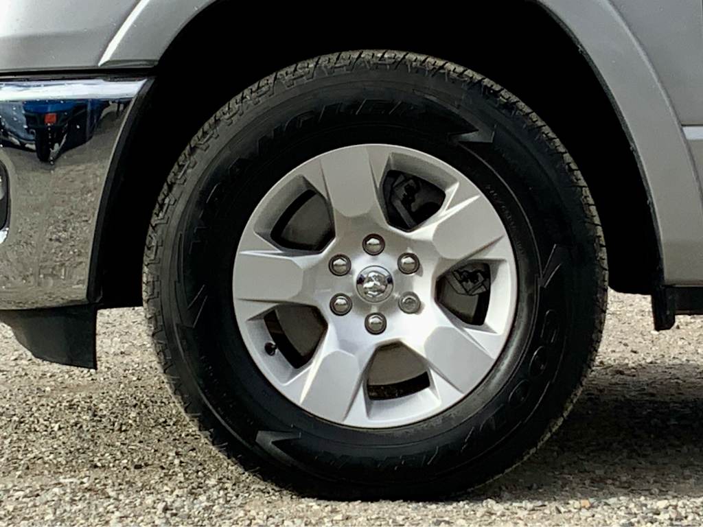 Thumbnail: 2025 RAM 1500 - 27