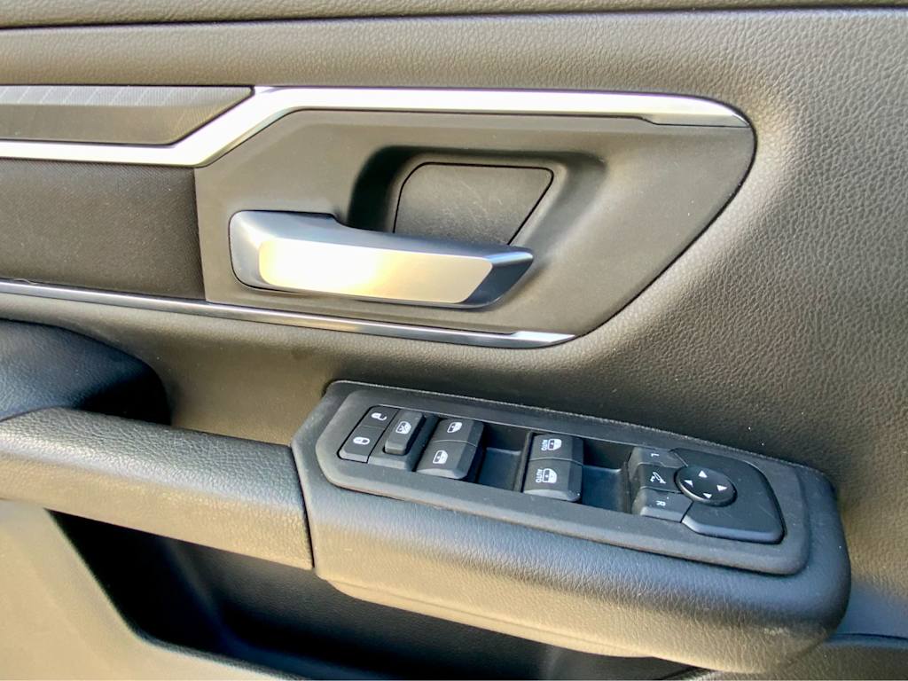 Thumbnail: 2025 RAM 1500 - 47