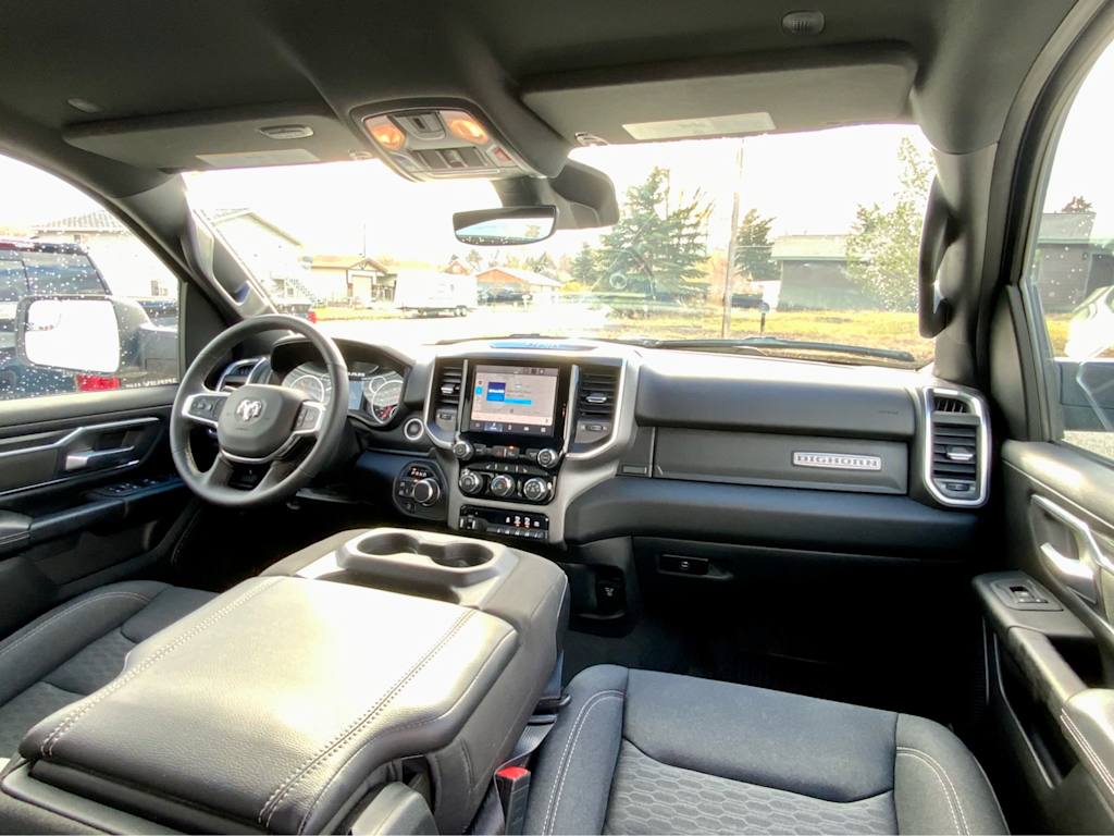 Thumbnail: 2025 RAM 1500 - 13