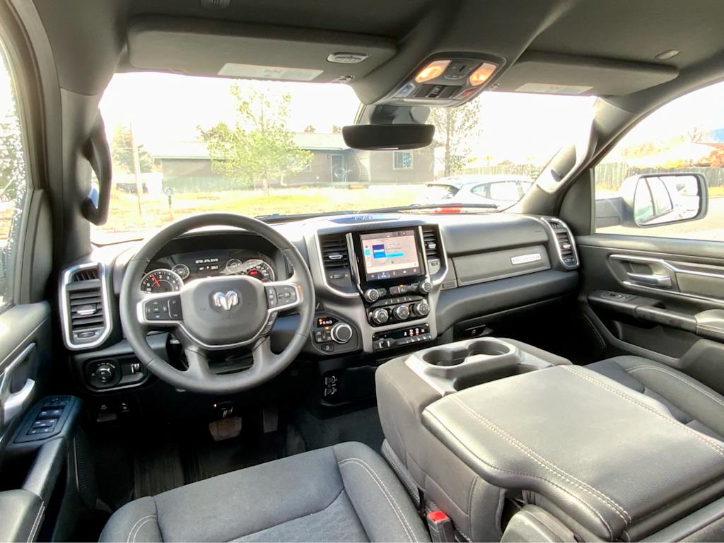 Thumbnail: 2025 RAM 1500 - 9