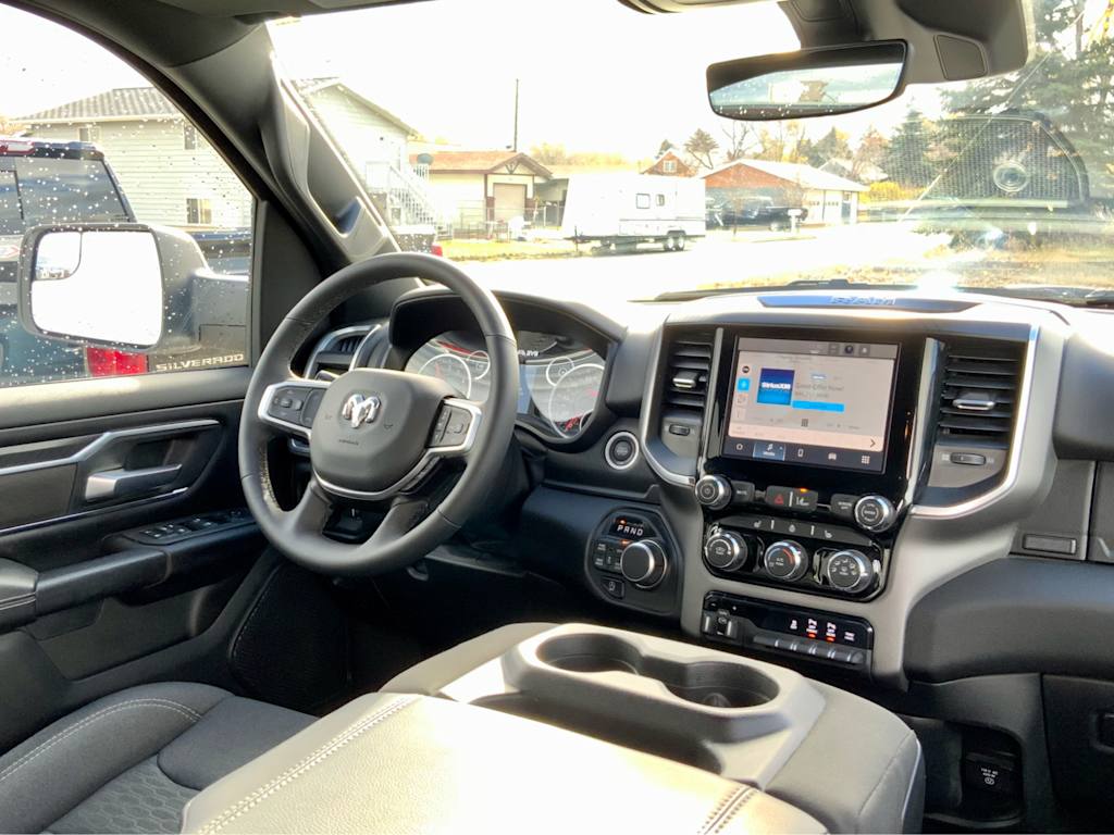 Thumbnail: 2025 RAM 1500 - 38