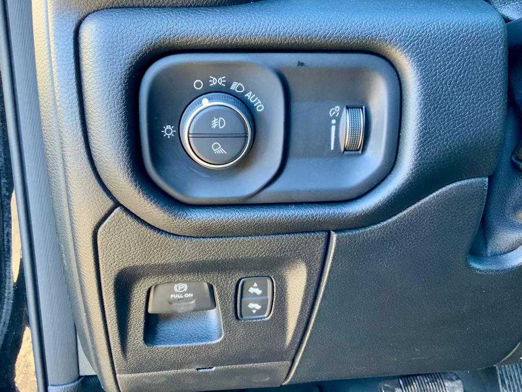 Thumbnail: 2021 RAM 1500 - 41