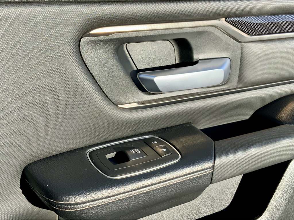 Thumbnail: 2021 RAM 1500 - 61