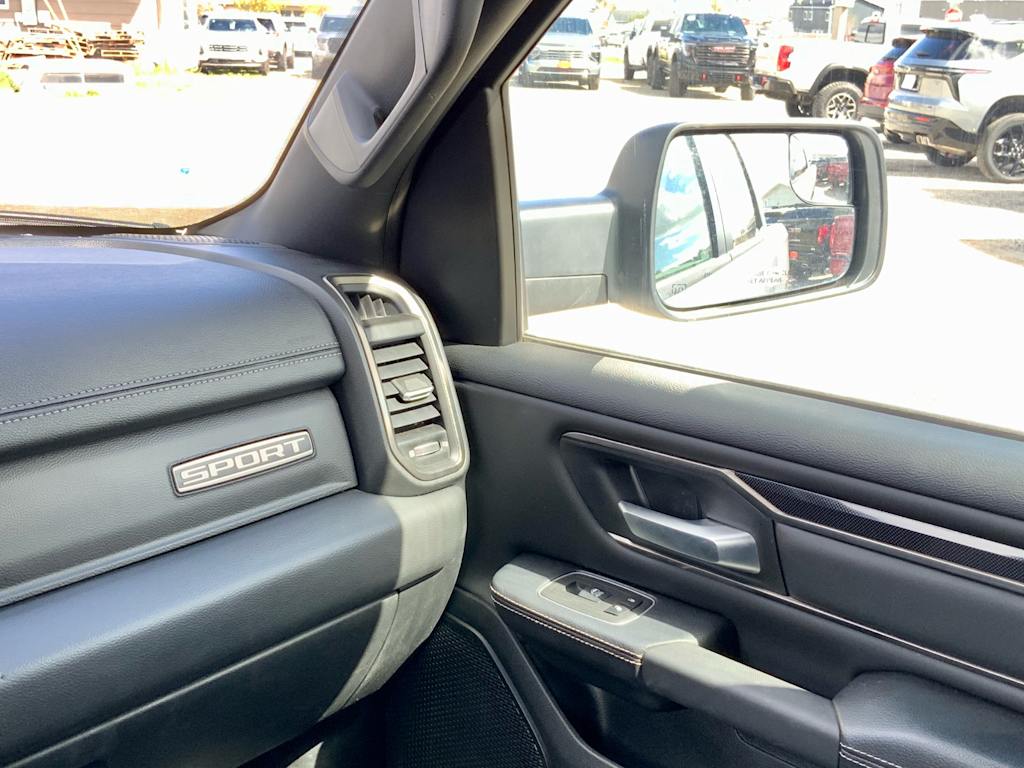Thumbnail: 2022 RAM 1500 - 40