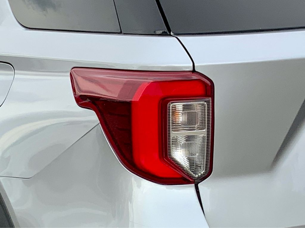 Thumbnail: 2021 Ford Explorer - 25
