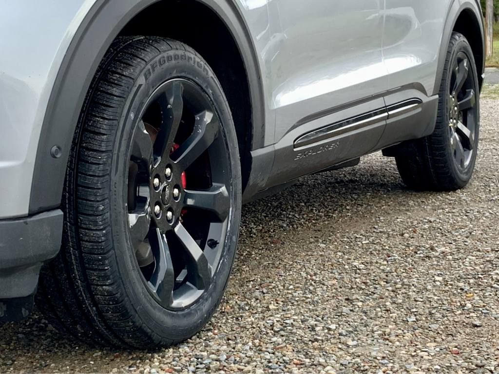Thumbnail: 2021 Ford Explorer - 27