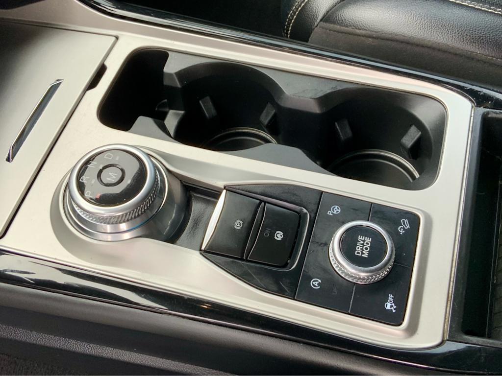 Thumbnail: 2021 Ford Explorer - 16