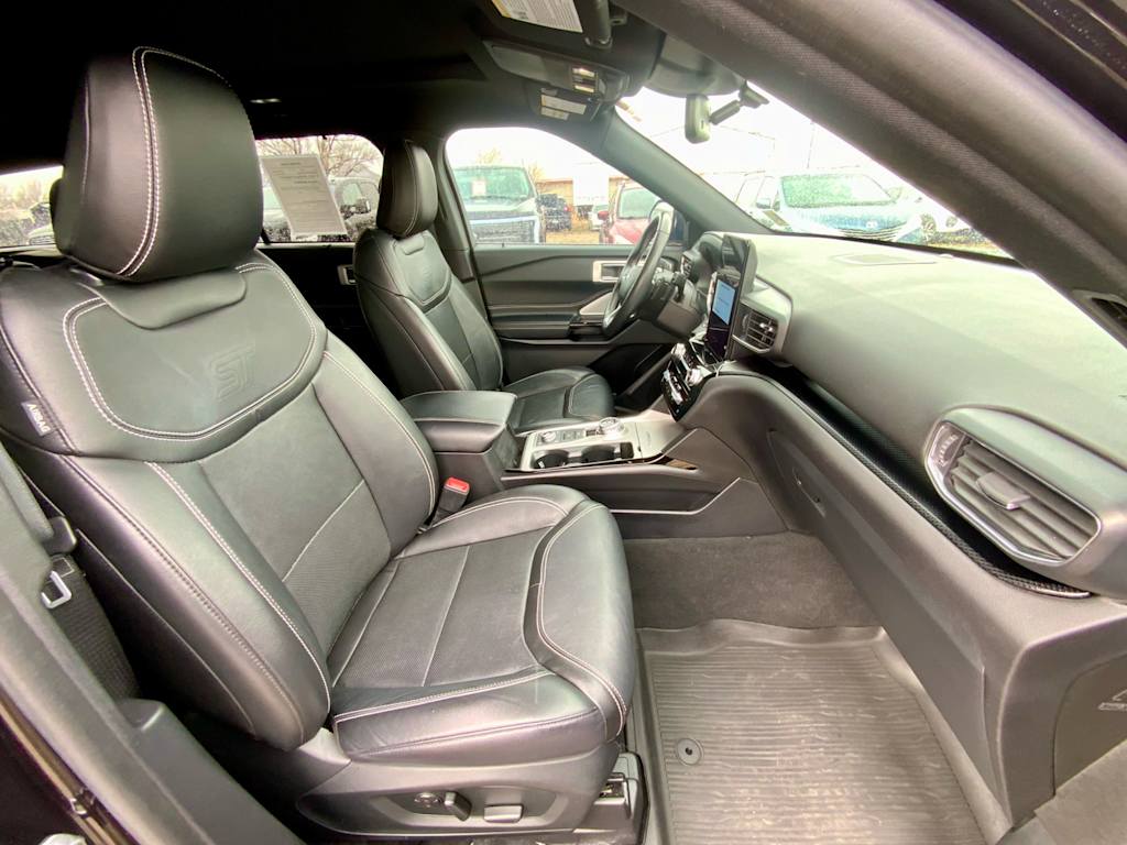 Thumbnail: 2022 Ford Explorer - 30