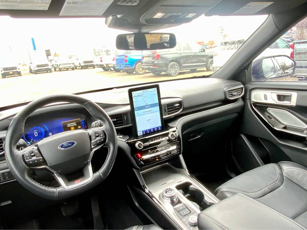 Thumbnail: 2022 Ford Explorer - 14