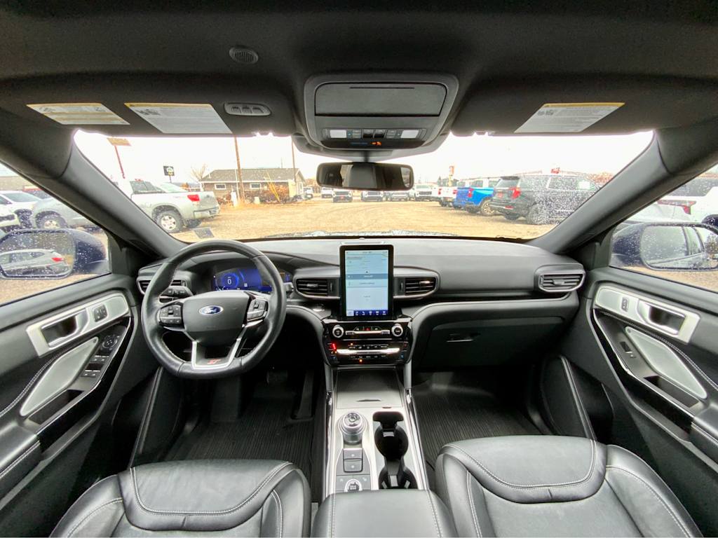 Thumbnail: 2022 Ford Explorer - 2