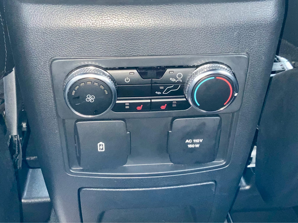 Thumbnail: 2022 Ford Explorer - 48