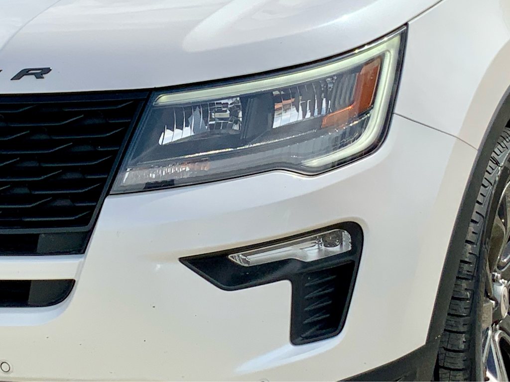 Thumbnail: 2018 Ford Explorer - 25