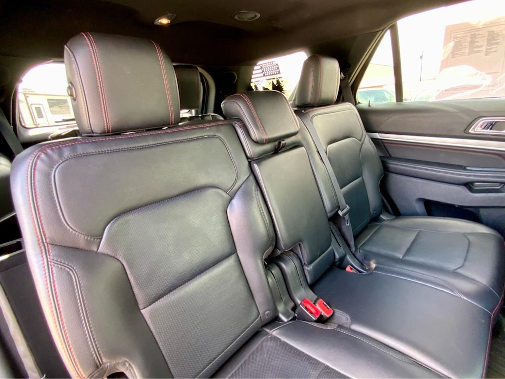 Thumbnail: 2018 Ford Explorer - 31