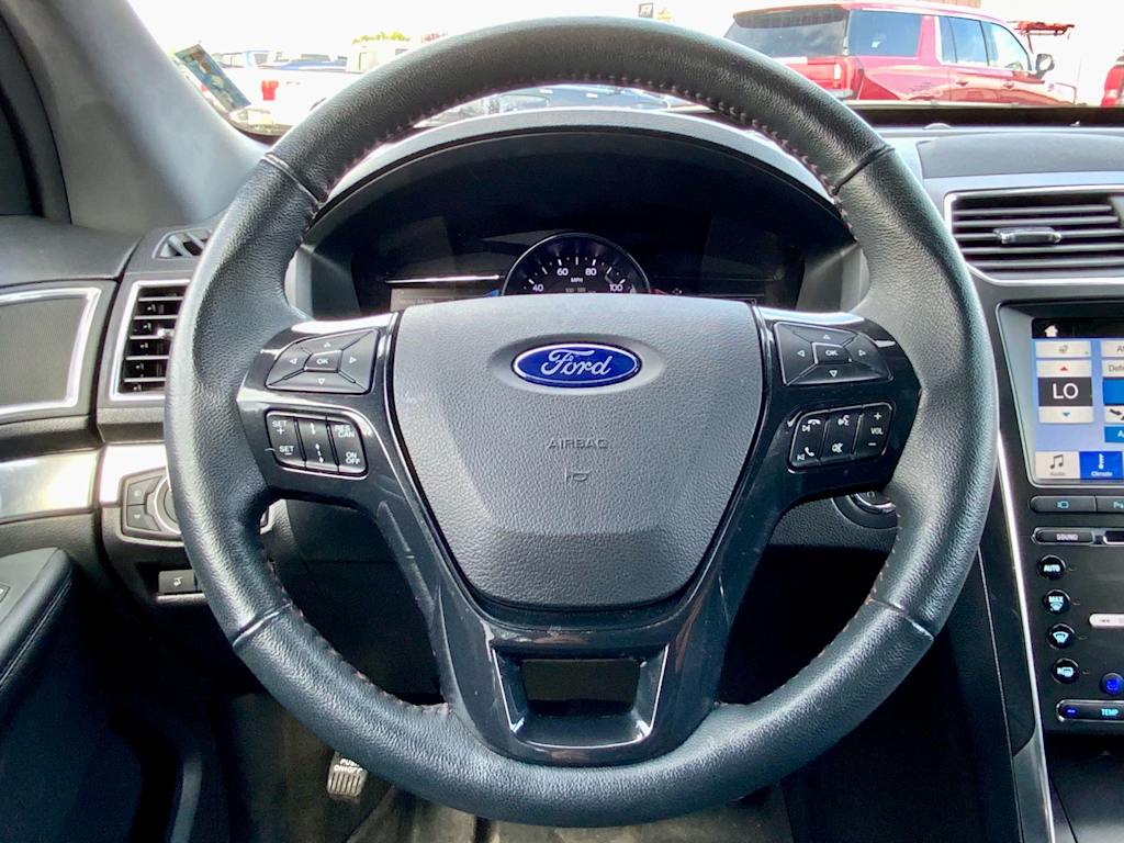 Thumbnail: 2018 Ford Explorer - 10