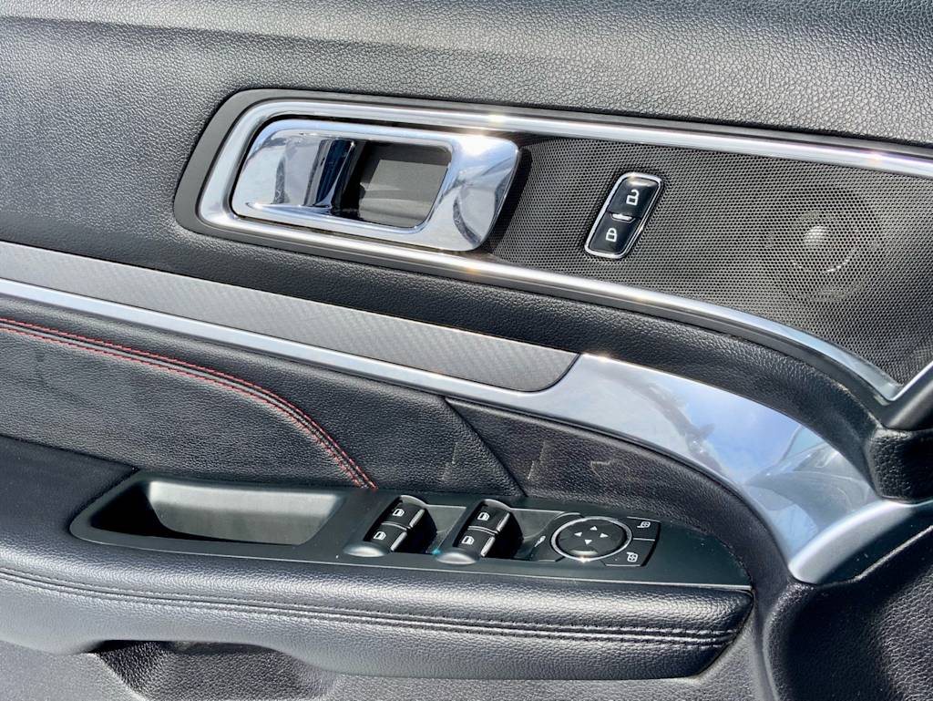 Thumbnail: 2019 Ford Explorer - 49