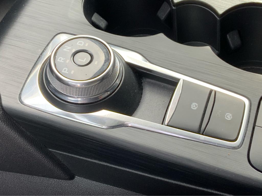 2022 Ford Escape SE 41