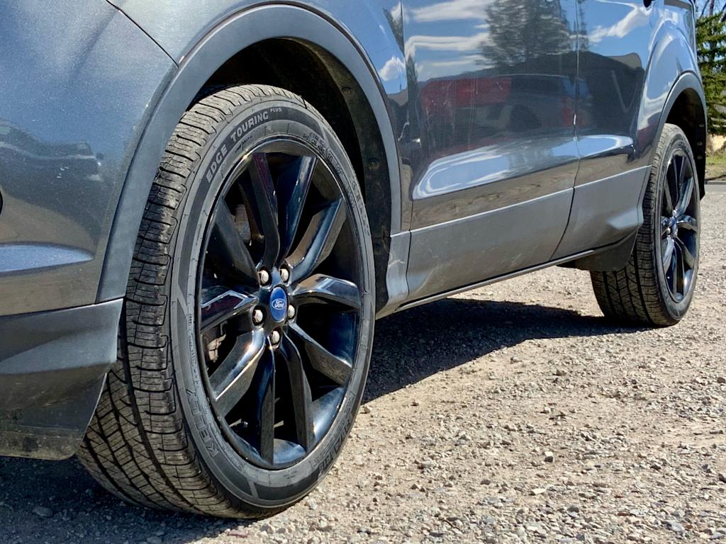 Thumbnail: 2017 Ford Escape - 8