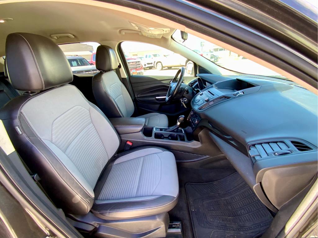 Thumbnail: 2017 Ford Escape - 11