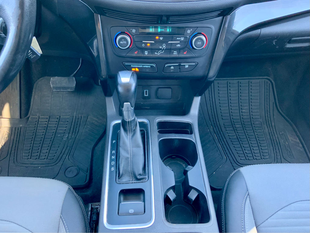 Thumbnail: 2017 Ford Escape - 16