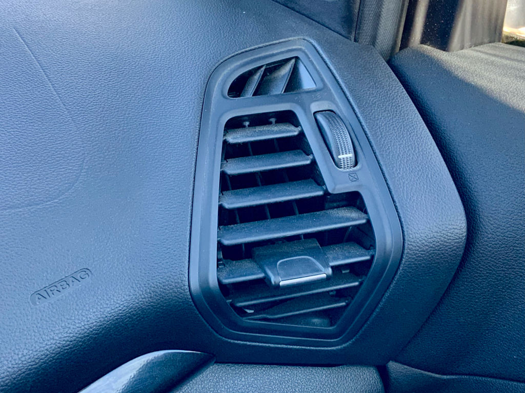 Thumbnail: 2017 Ford Escape - 43