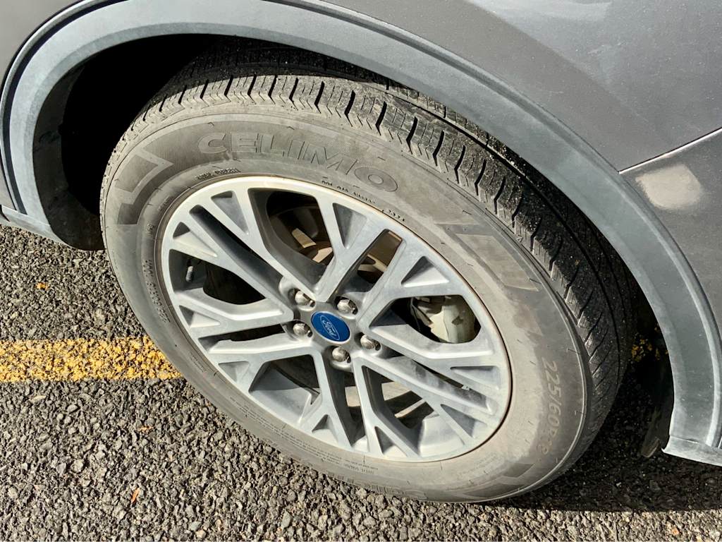 Thumbnail: 2022 Ford Escape - 25