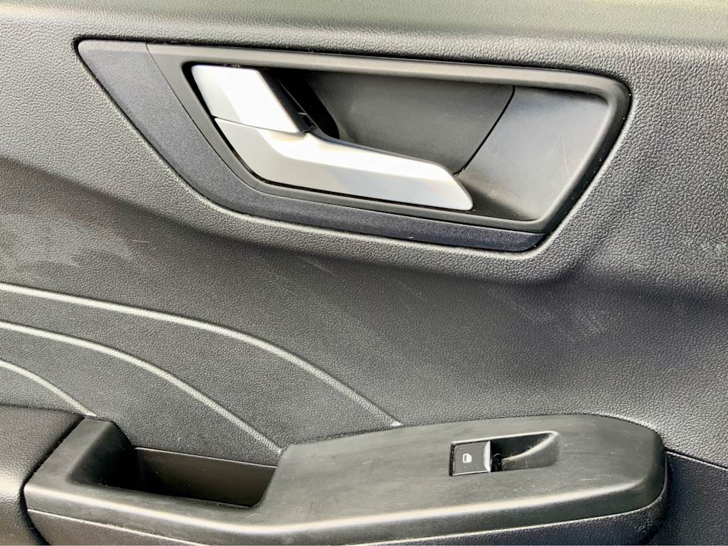 Thumbnail: 2022 Ford Escape - 46