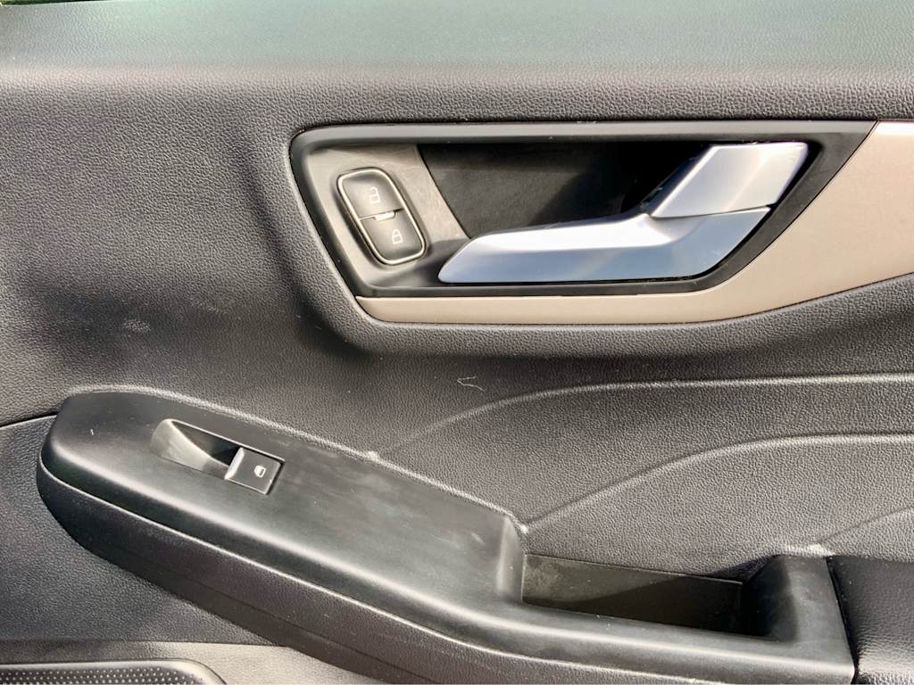 Thumbnail: 2022 Ford Escape - 49