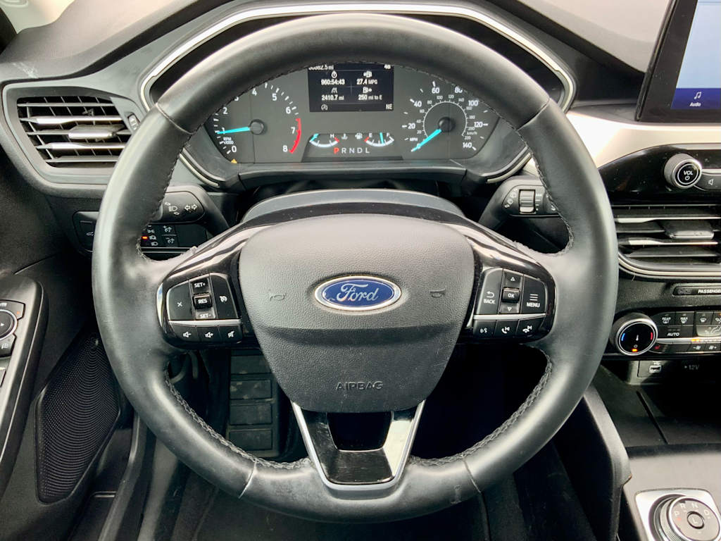 Thumbnail: 2022 Ford Escape - 34